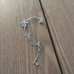 Elegant Silver ear cuff with Crystal Accents